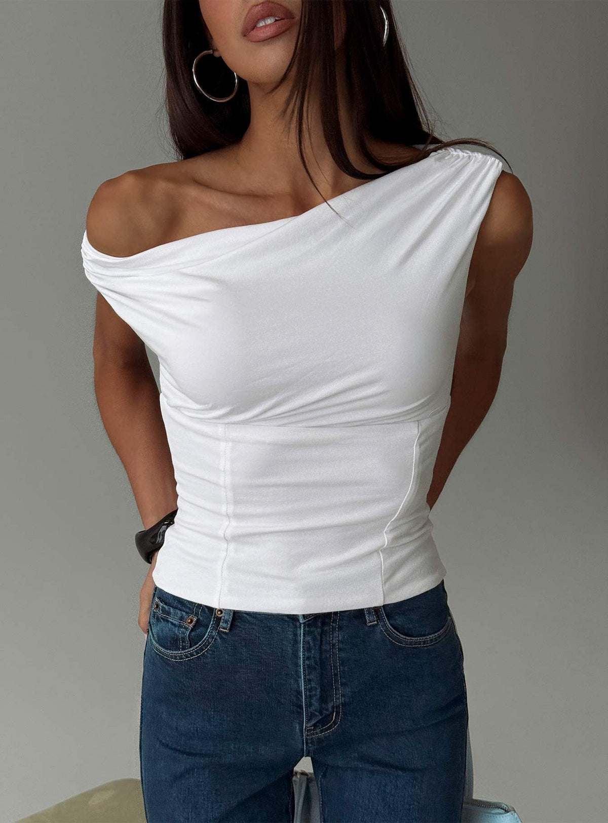 Aidyn One-Shoulder-Oberteil Weiß