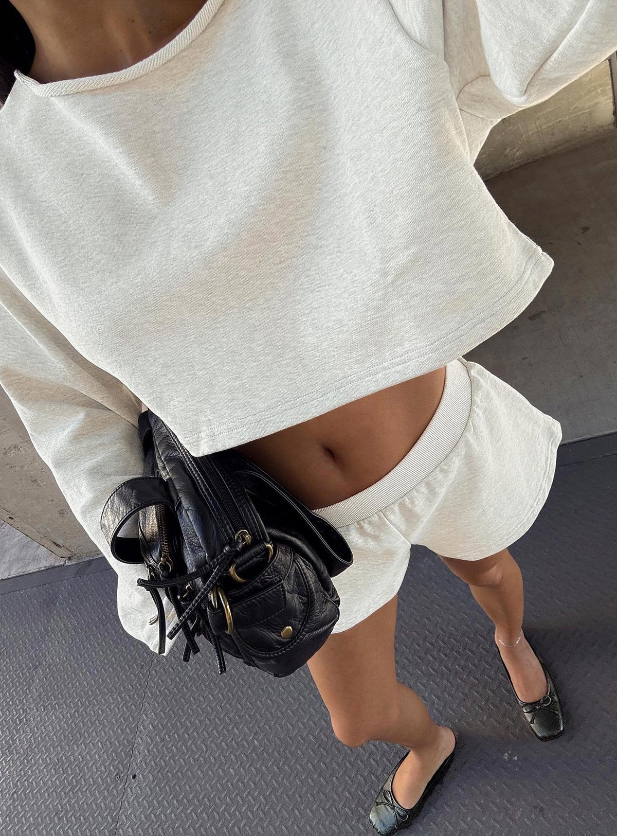 Daybreak Rib-Taillen-Shorts Schneemelange