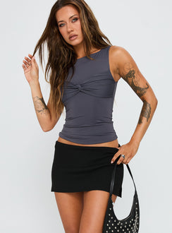 Sparky Mid-Rise Skort Schwarz