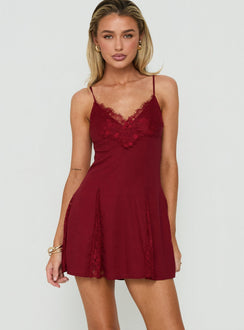 Bloomie Lace Godet Minikleid Kirschlack