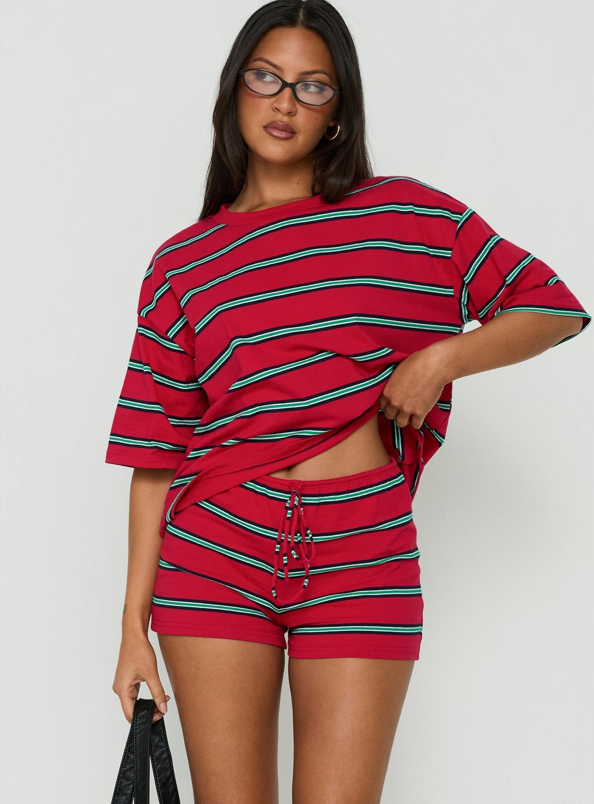 Settle Down Shorts Rot gestreift