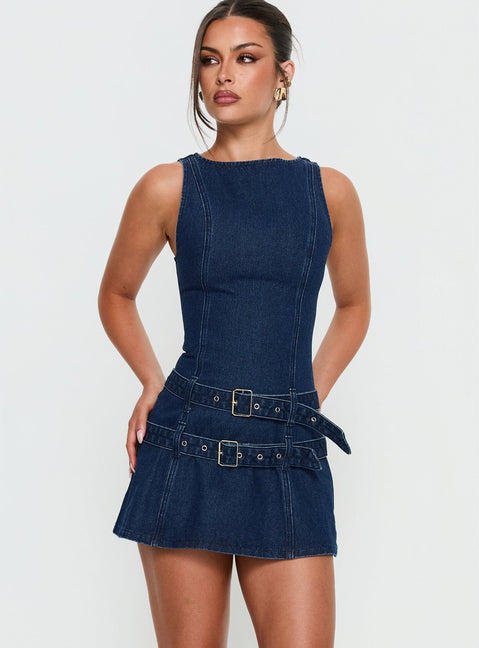 Kainer Denim-Minikleid mit Schnalle, dunkelblaue Waschung