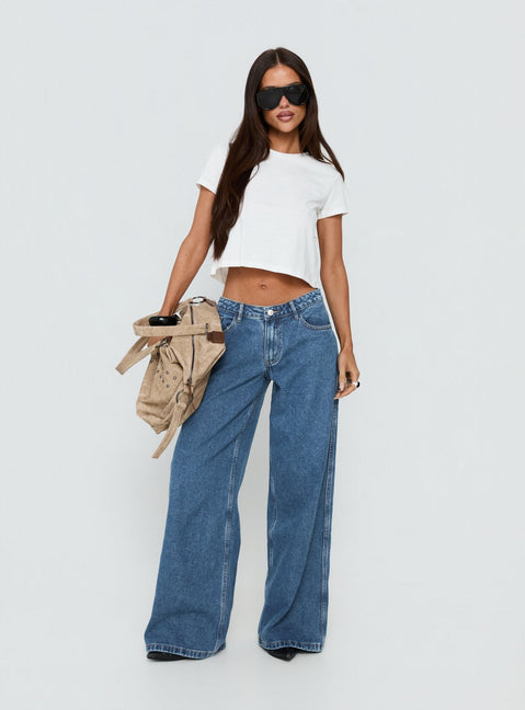 Ramos Jeans mit niedrigem Bund und weitem Bein in mittlerer Waschung