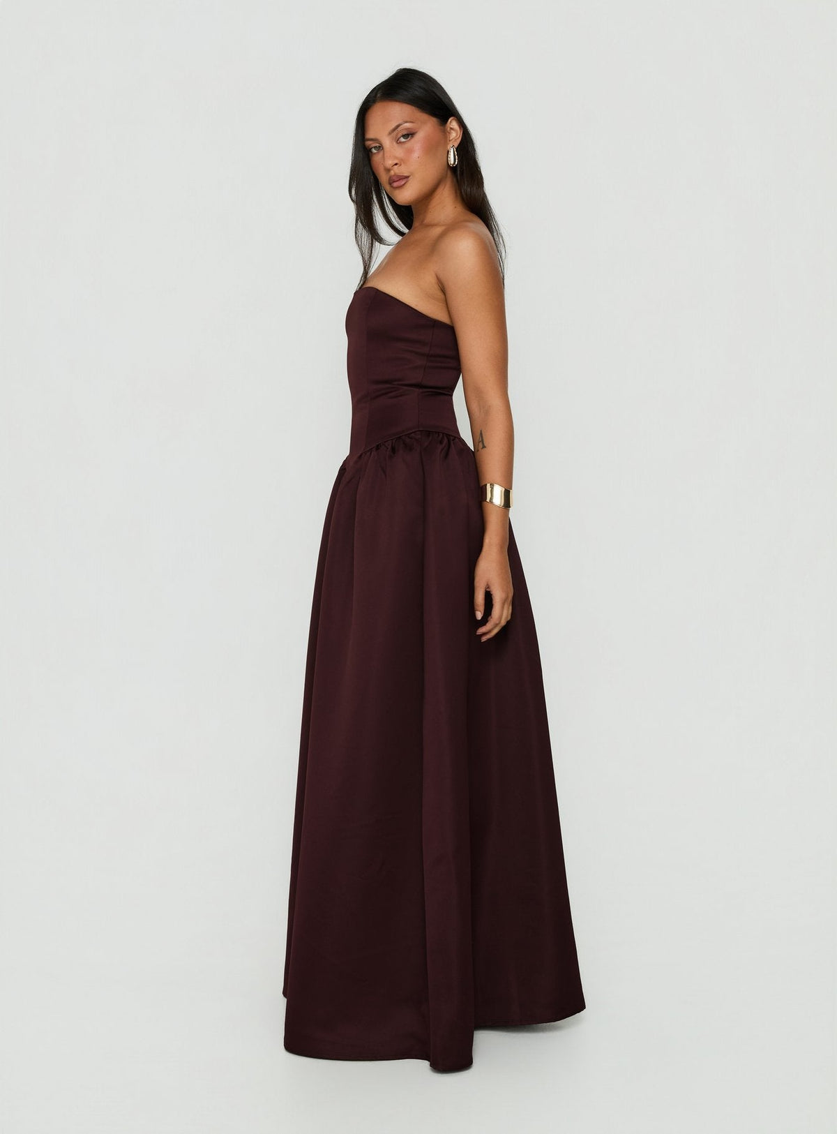 Soft Bloom Trägerloses Maxi-Kleid mit tiefer Taille in Schokobraun