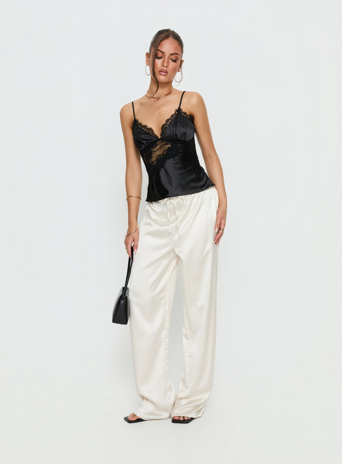 Annamari Satin-Spitzen-Cami-Top Schwarz