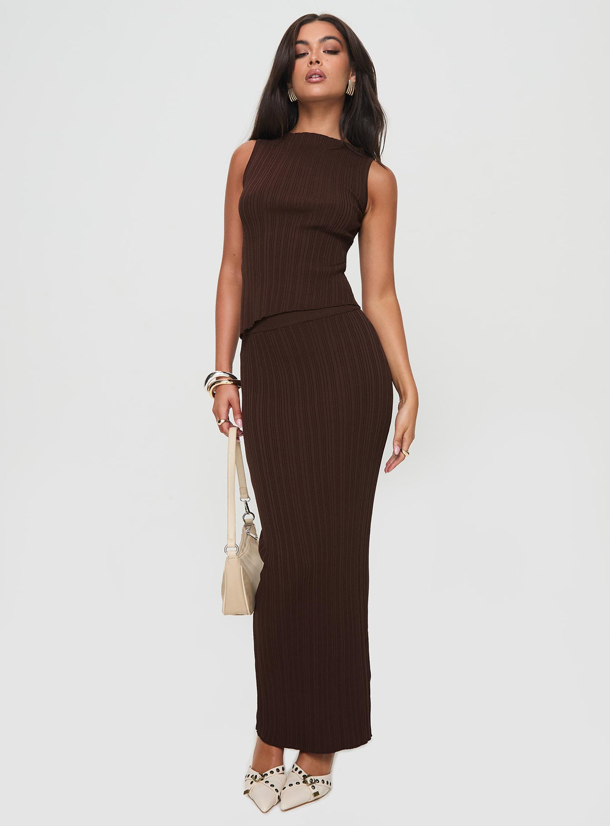 Matching set Ribbed material, high neckline, asymmetric hem, elasticated waist Good stretch, unlined