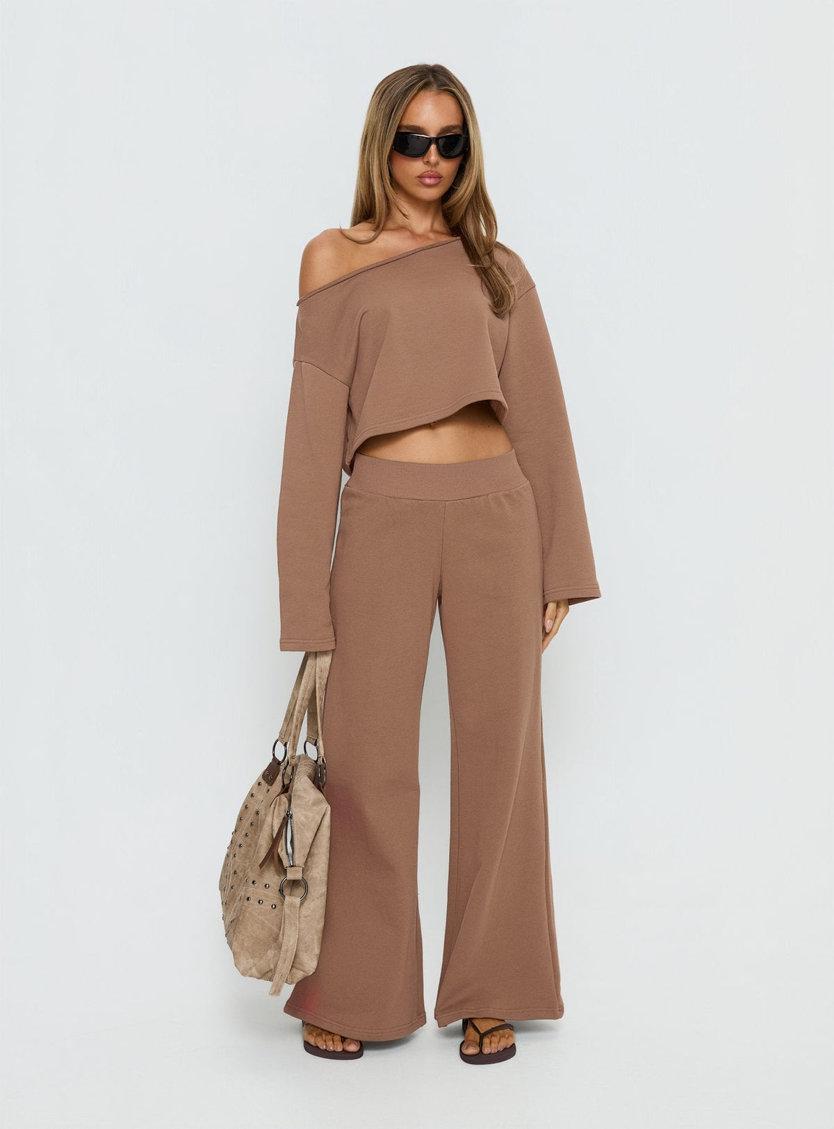 Retreat Raw Edge Off-Shoulder Jumper Cocoa