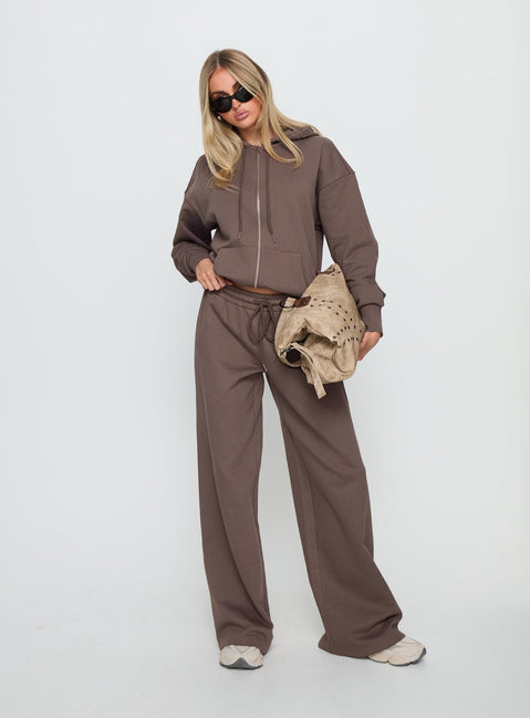 Showcasing the All Day Oversized Hoodie Mocha womens jumpers short length front view of model wearing Princess Polly
