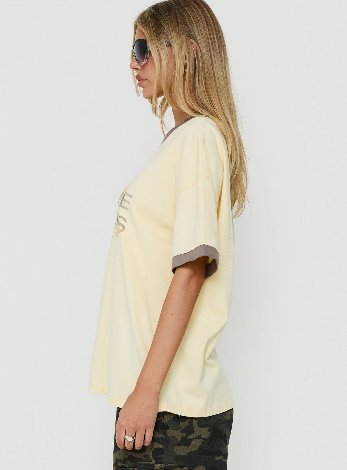 Lang lebe Cowboys V-Ausschnitt-T-Shirt Butter