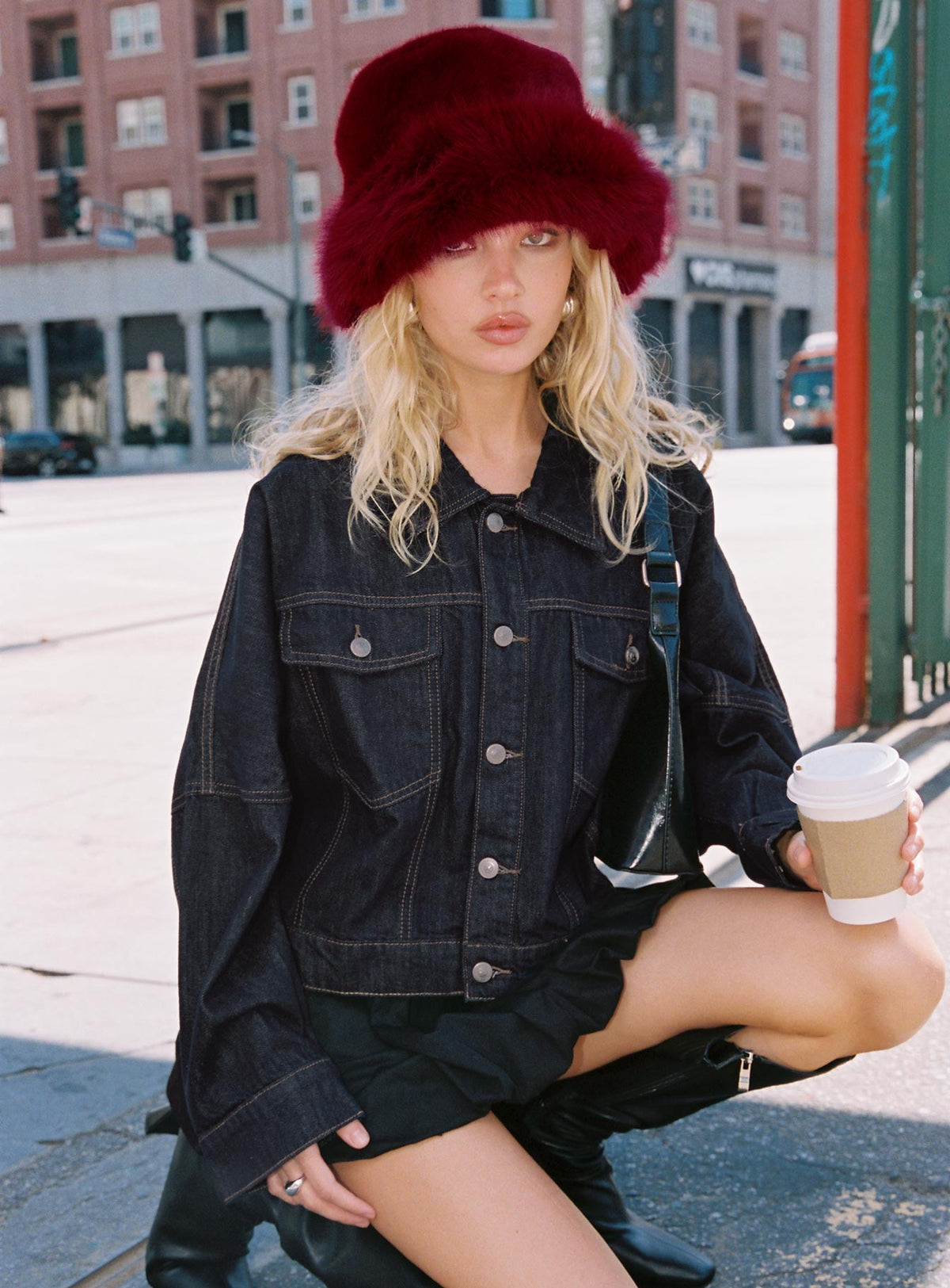 Hughes Jacke Dunkelblaue Jeans