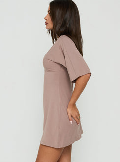Reyya 3/4-Arm V-Ausschnitt Minikleid Taupe