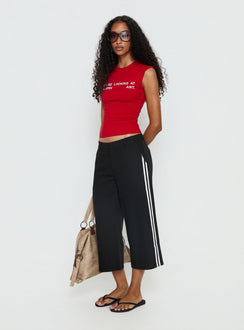 Modern Art mit Motivprint Baby T-Shirt Rot
