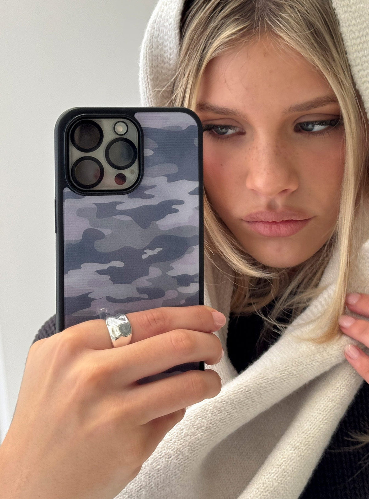 Amelie iPhone Hülle Pink Camouflage