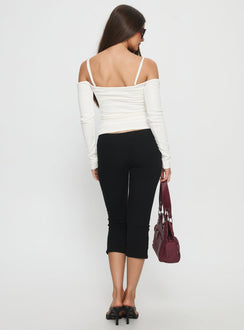 Baseline Ripp-Caprihose Schwarz Petite