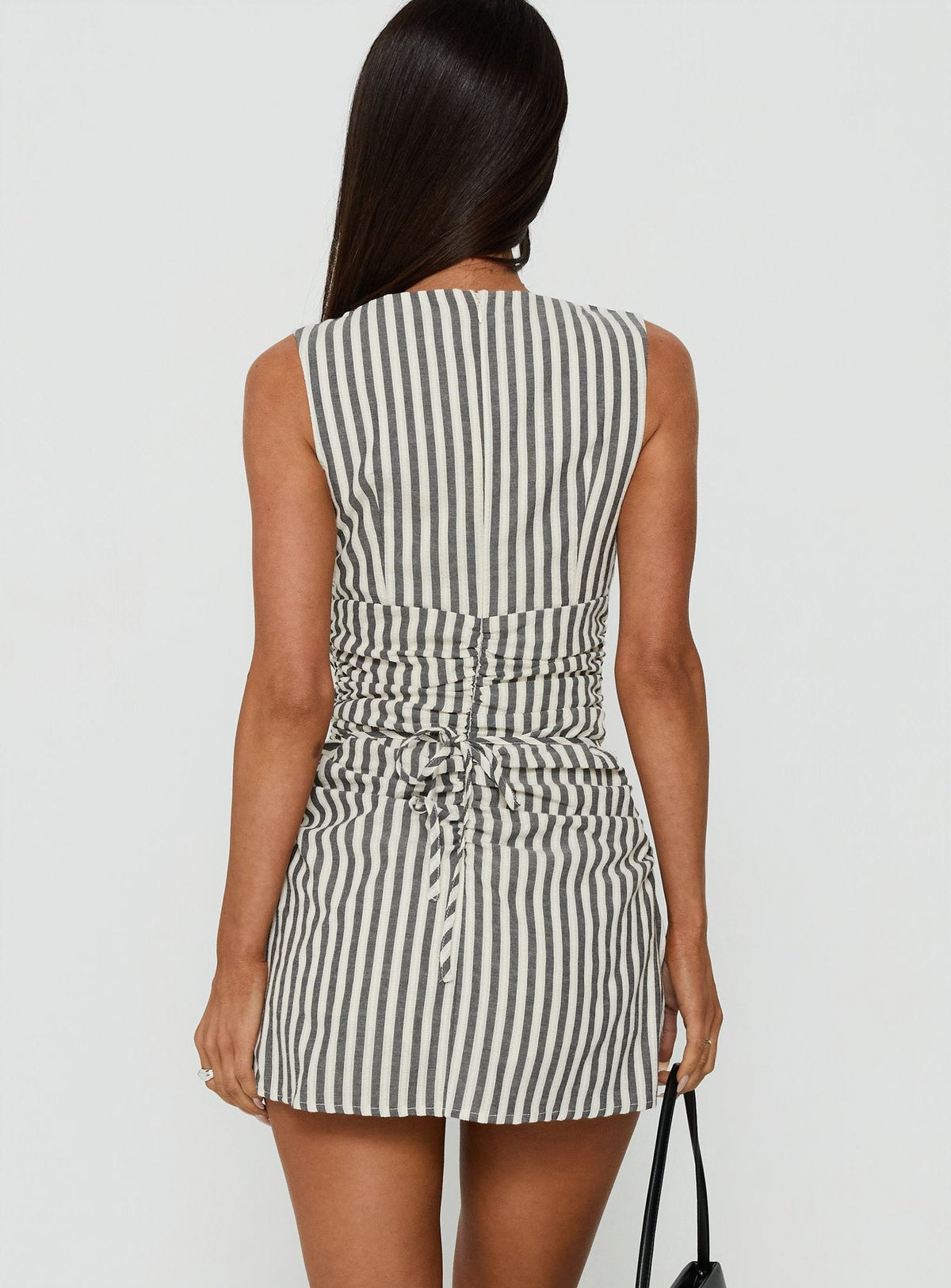 Gracea Romper mit geraffter Taille und Streifen