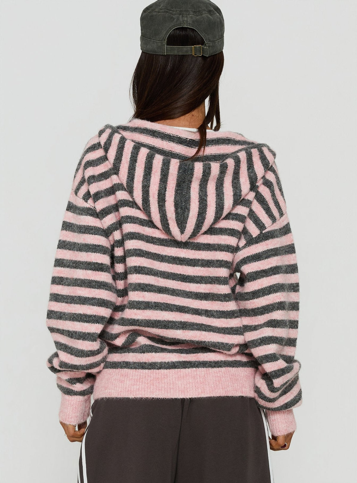 Aubry Oversized Hoodie aus Strick mit rosa Streifen