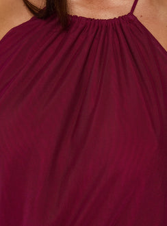 Casperina gerafftes Neckholder-Maxikleid Berry