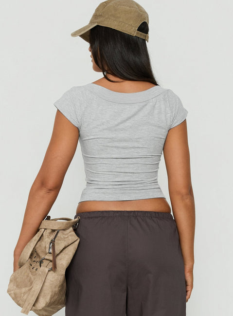 Trixee Jersey-Top mit U-Boot-Ausschnitt in Grau