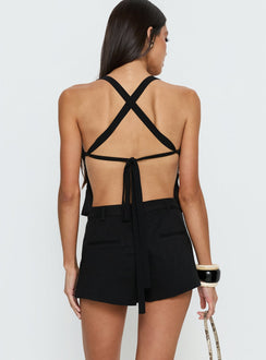 Amzie Figurbetonte Mini-Shorts Schwarz