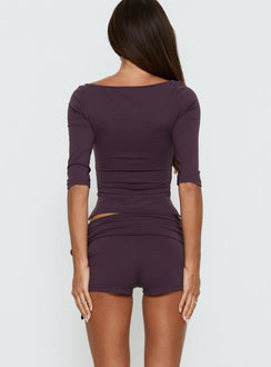 Daily Define geraffte Shorts mit Bindeband an der Seite Aubergine