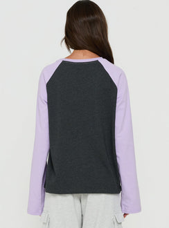 Settle Down Langarm-Raglan-Top Lila / Dunkelgrau