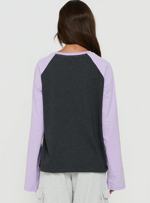 Settle Down Langarm-Raglan-Top Lila / Dunkelgrau