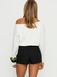 Two Lovers Low Rise Shorts Schwarz