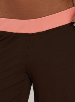 Kassey Gaucho Shorts Koralle / Braun