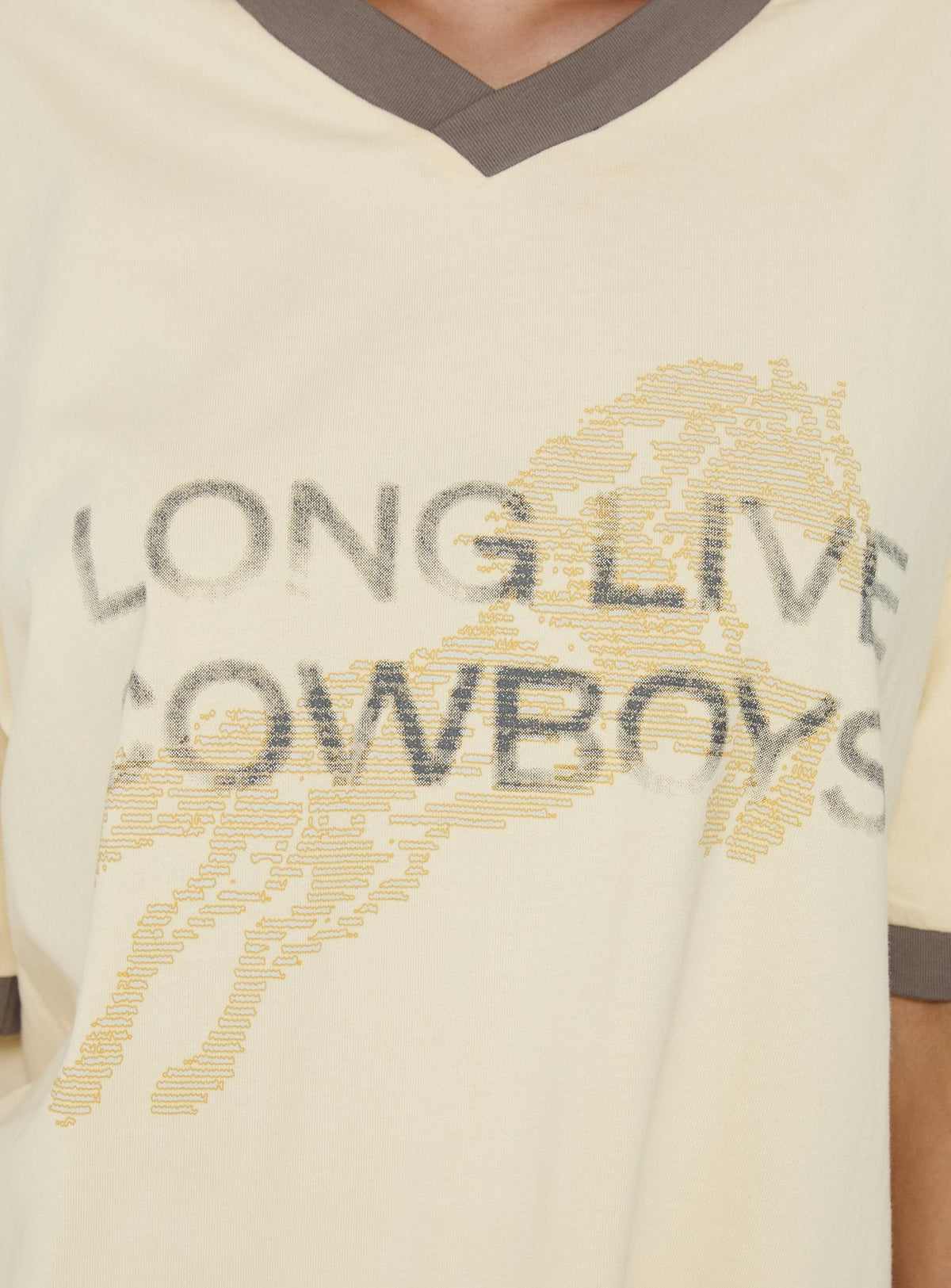 Lang lebe Cowboys V-Ausschnitt-T-Shirt Butter