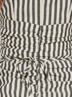 Gracea Romper mit geraffter Taille und Streifen