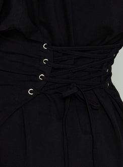 Enzia Raglan-Minikleid zum Schnüren, Schwarz
