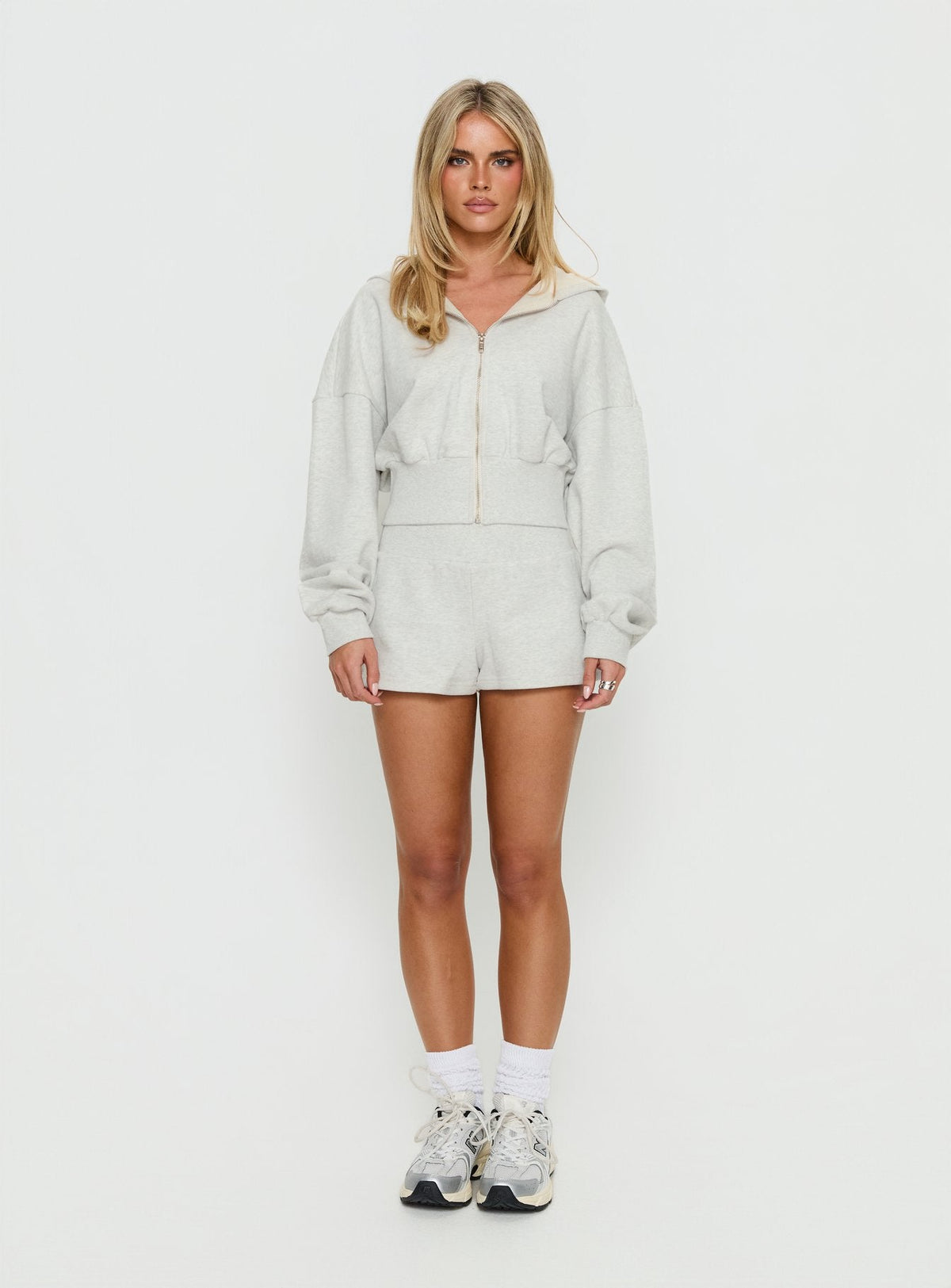 Daybreak Rib-Taillen-Shorts Schneemelange