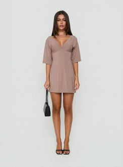 Reyya 3/4-Arm V-Ausschnitt Minikleid Taupe