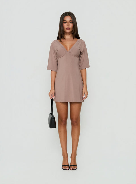 Reyya 3/4-Arm V-Ausschnitt Minikleid Taupe