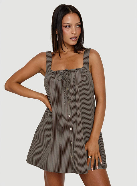 Bambalina Babydoll Mini-Kleid braun gestreift