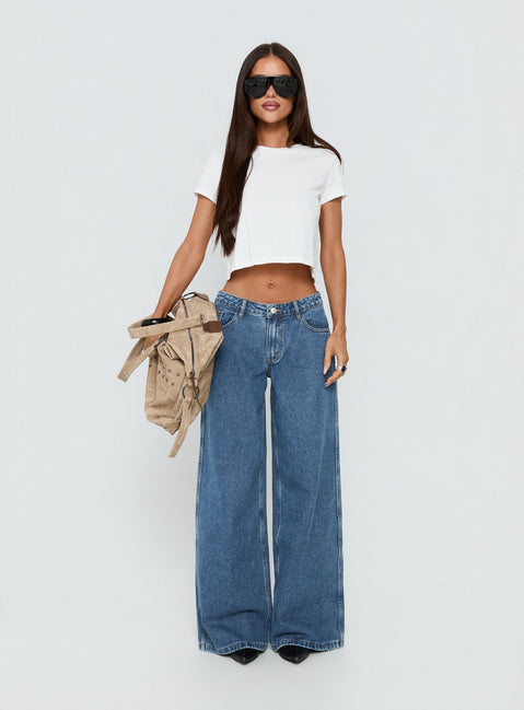 Ramos Jeans mit niedrigem Bund und weitem Bein in mittlerer Waschung