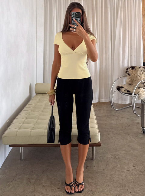 Baseline Ripp-Caprihose Schwarz Petite