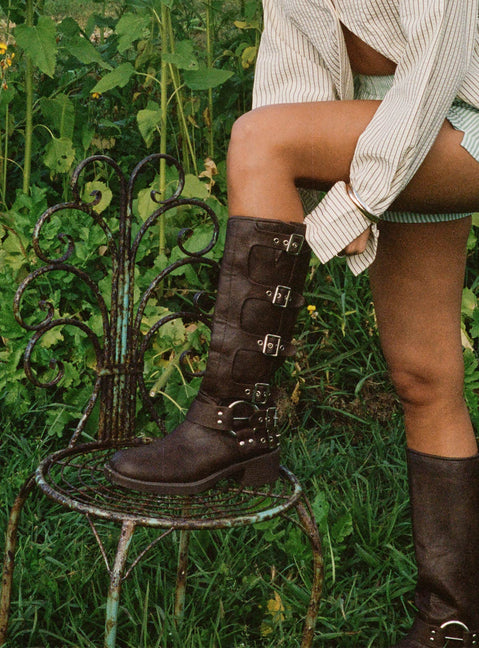 Buckle-Down Stiefel Braun