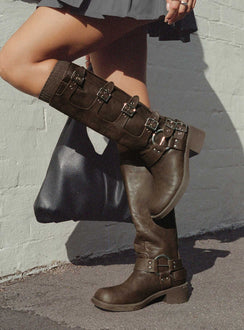 Buckle-Down Stiefel Braun