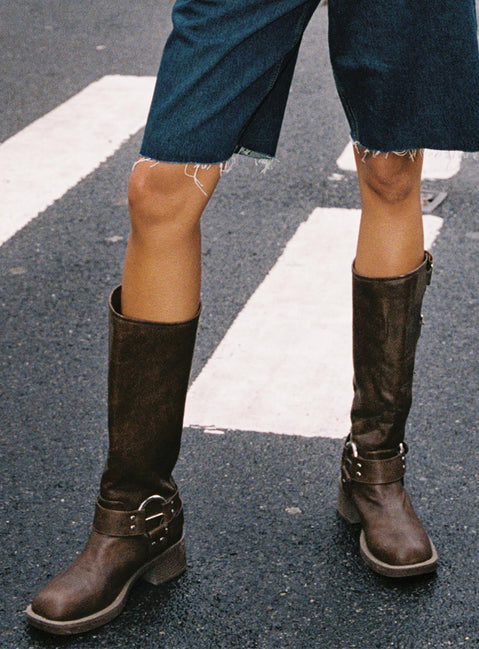 Buckle-Down Stiefel Braun