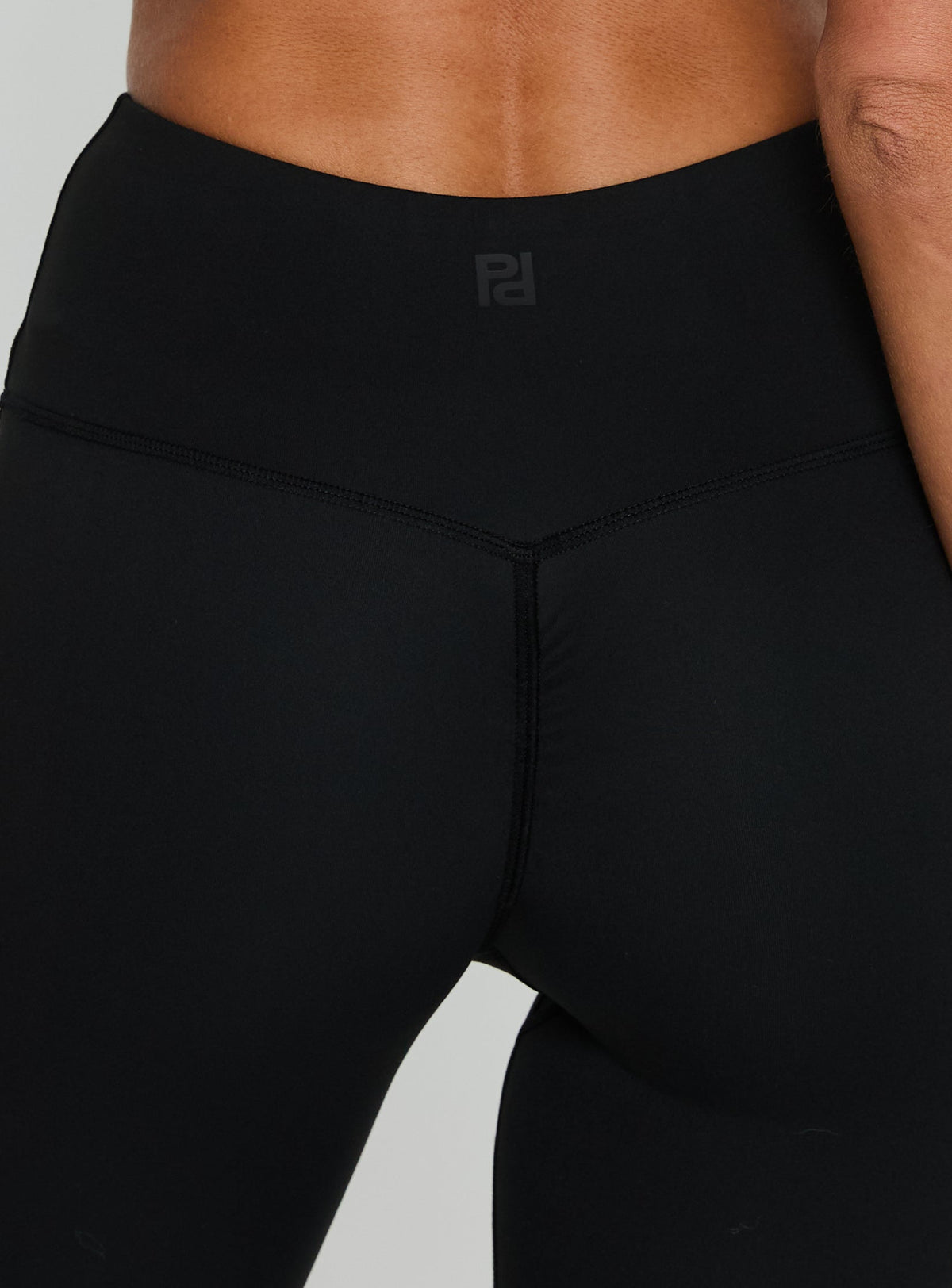Energize Active Invisible Scrunch Flare Leggings Schwarz