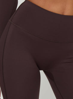 Energize Active Unsichtbare Scrunch Schlagleggings Braun