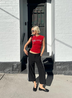 Modern Art mit Motivprint Baby T-Shirt Rot